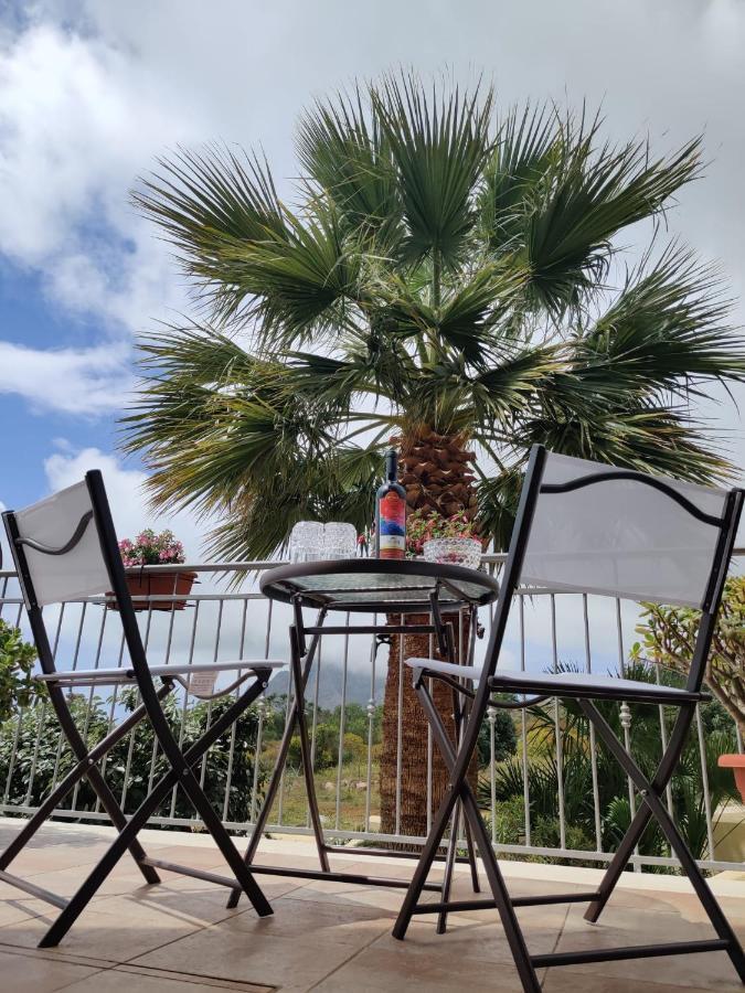 Raggi Di Sole Bed & Breakfast Custonaci Ngoại thất bức ảnh